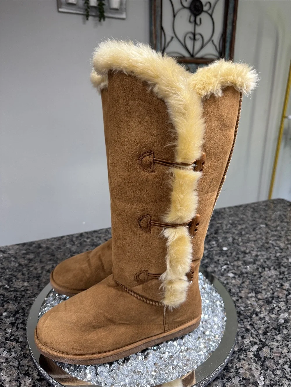 JustFab Chestnut Faux-Fur Trim Tall Winter Boots EUC 10